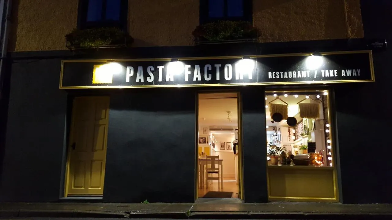 Pasta Factory Guest Rooms Galway 0*,